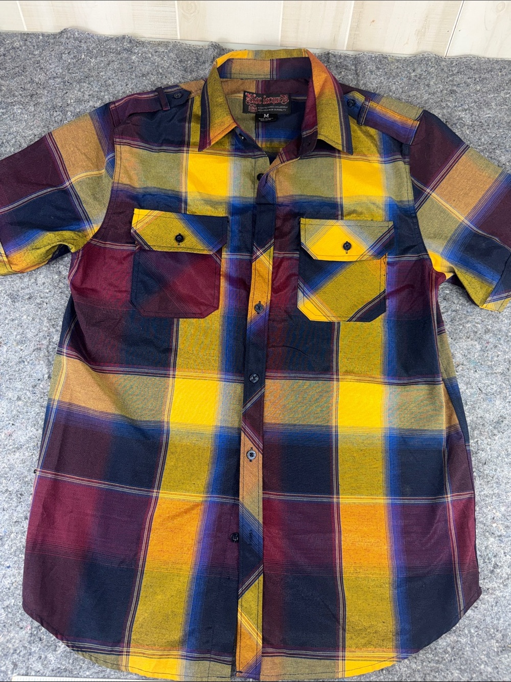Short-Sleeve Plaid Button-Down Shirt in Yellow, Blue & Maroon - Unknown Brand
